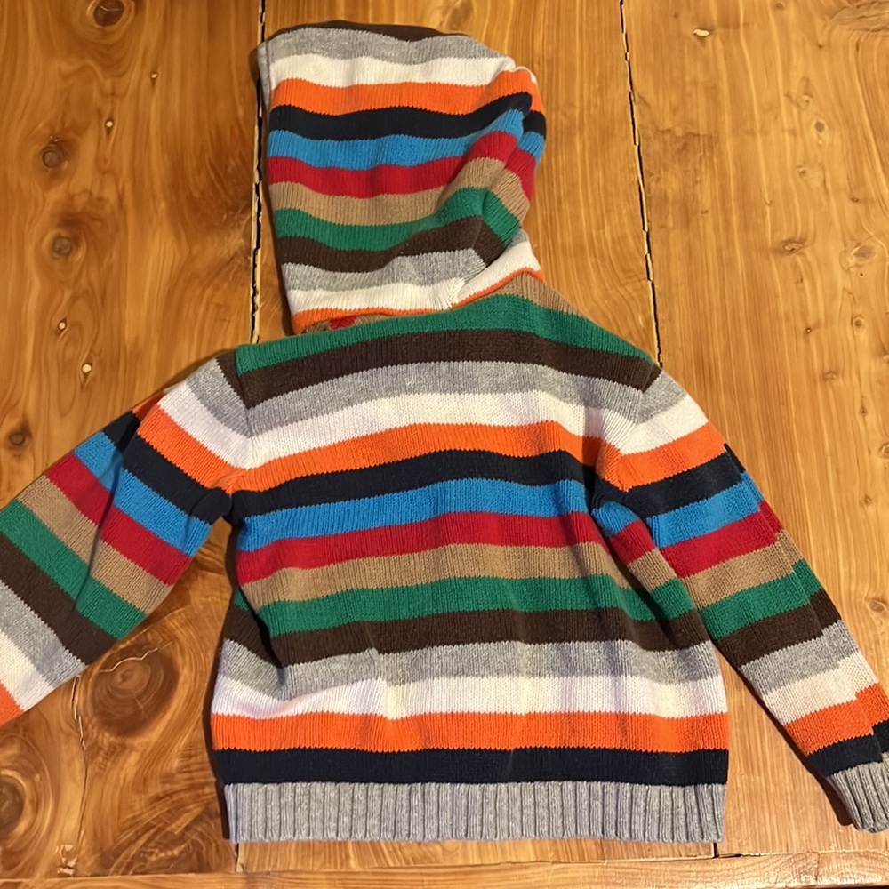 Carters 24 month sweater with hood - Picture 3 of 4